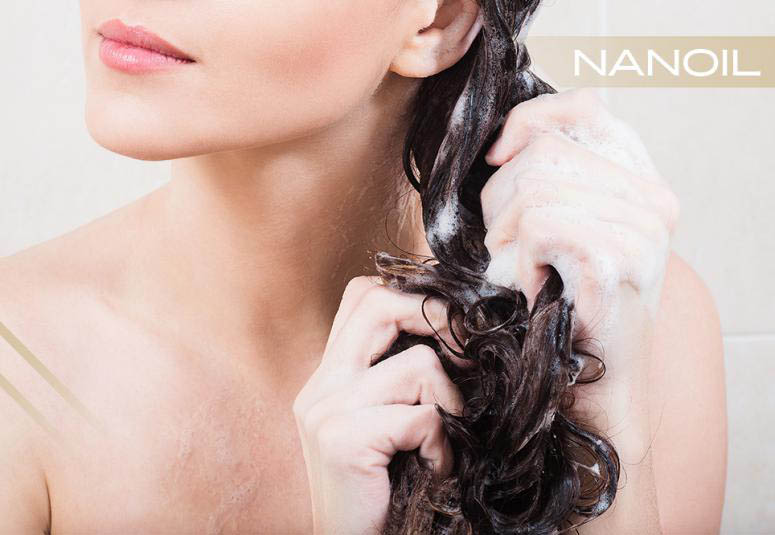 Mycie włosów bez szamponu. Na czym polega metoda ‘no poo’?